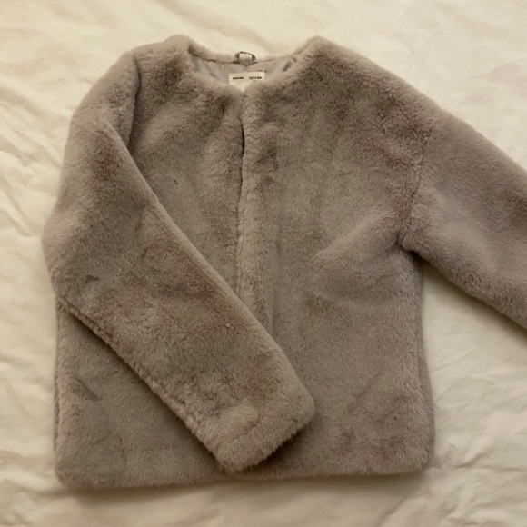 Zara kids fur jacket. - Picture 1 of 3